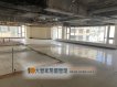大面寬三角窗辦公大樓